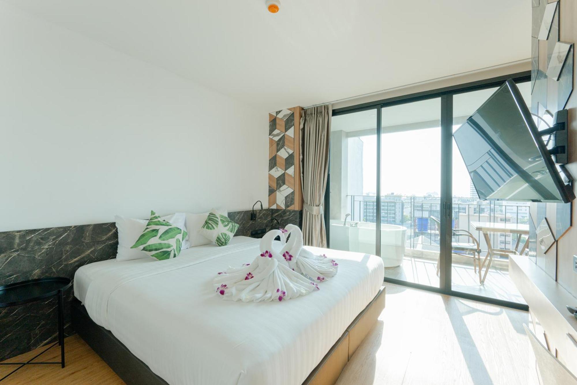Hotel Sky Wave Patong Zewnętrze zdjęcie