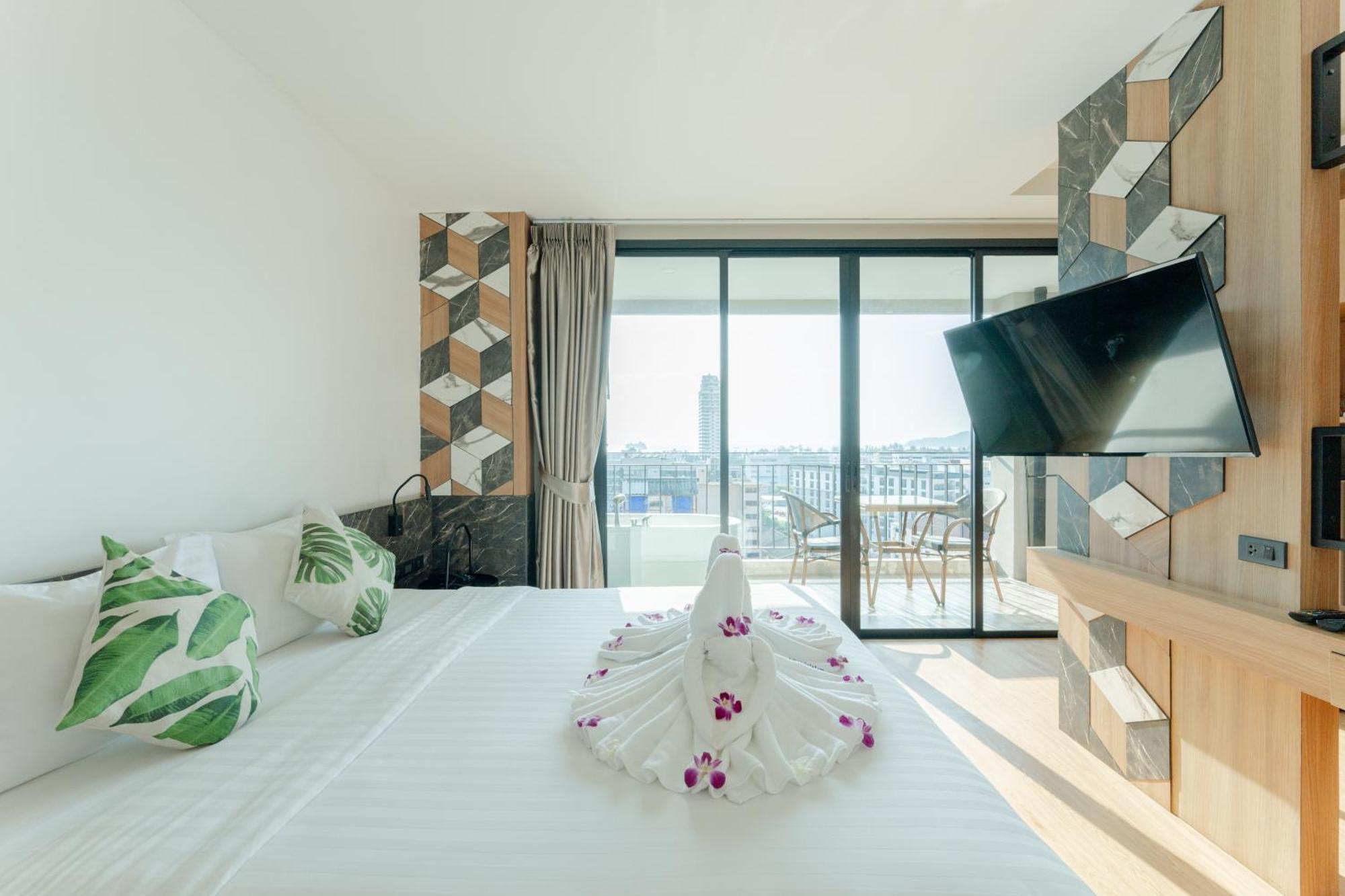 Hotel Sky Wave Patong Zewnętrze zdjęcie