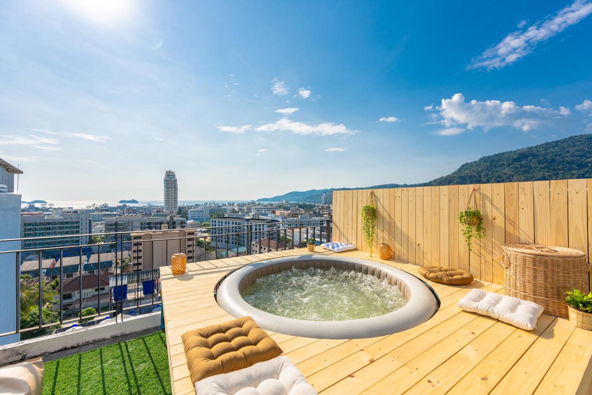 Hotel Sky Wave Patong Zewnętrze zdjęcie