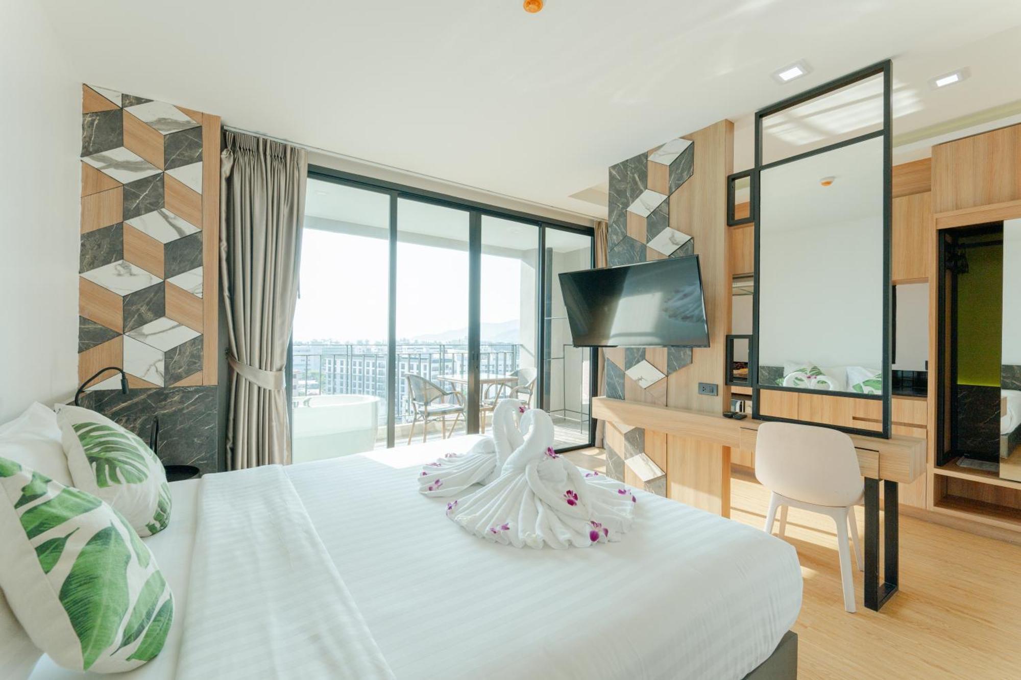 Hotel Sky Wave Patong Zewnętrze zdjęcie